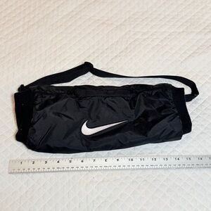 Nike TF Pro Hyperwarm 2.0 Handwarmer Black Like New
